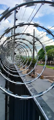 Câmera de segurança instalada em fachada - GE Segurança, Maringá